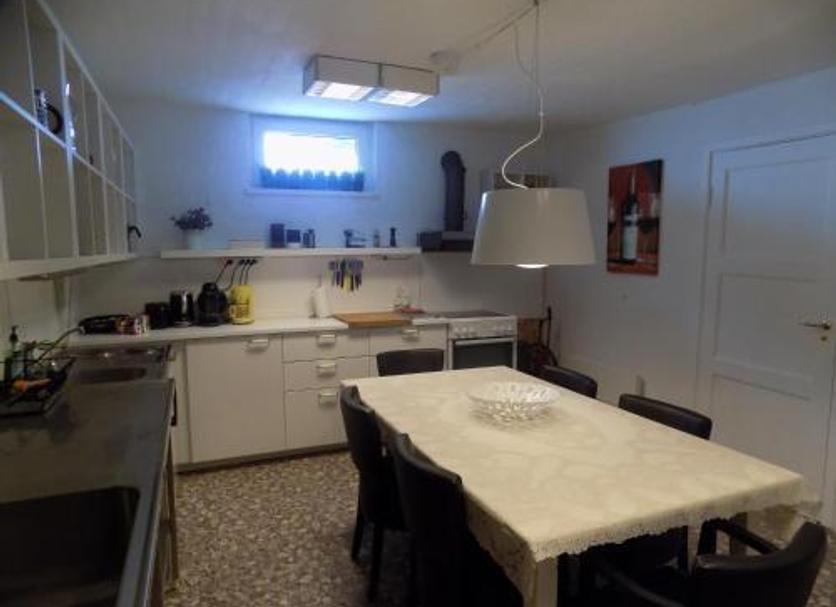 Kitchen Photo