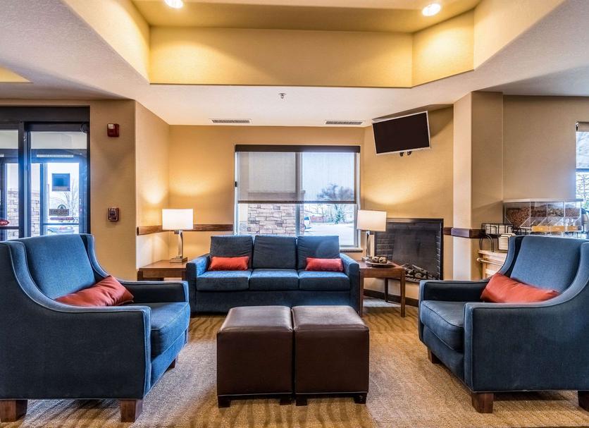 Lounge Photo