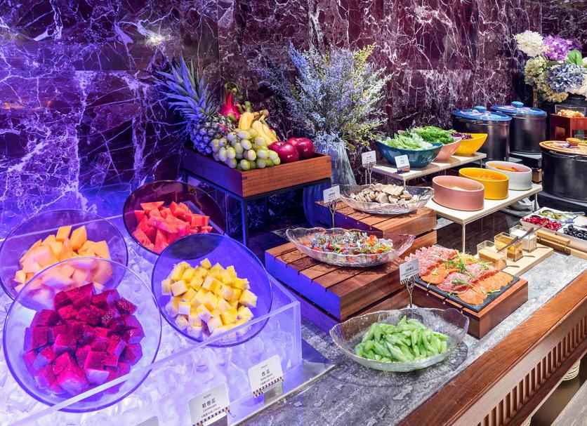 Buffet Photo