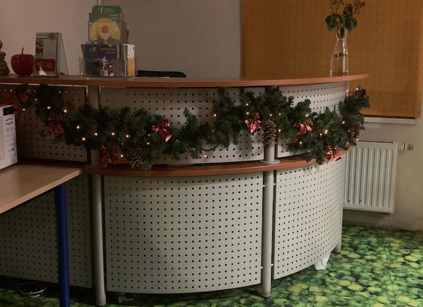 Front desk Photo