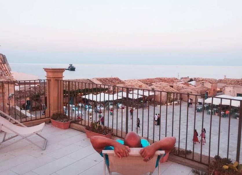 Balcony Photo