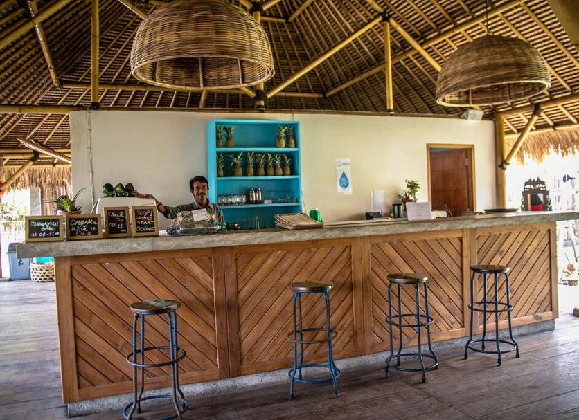 Bar Photo