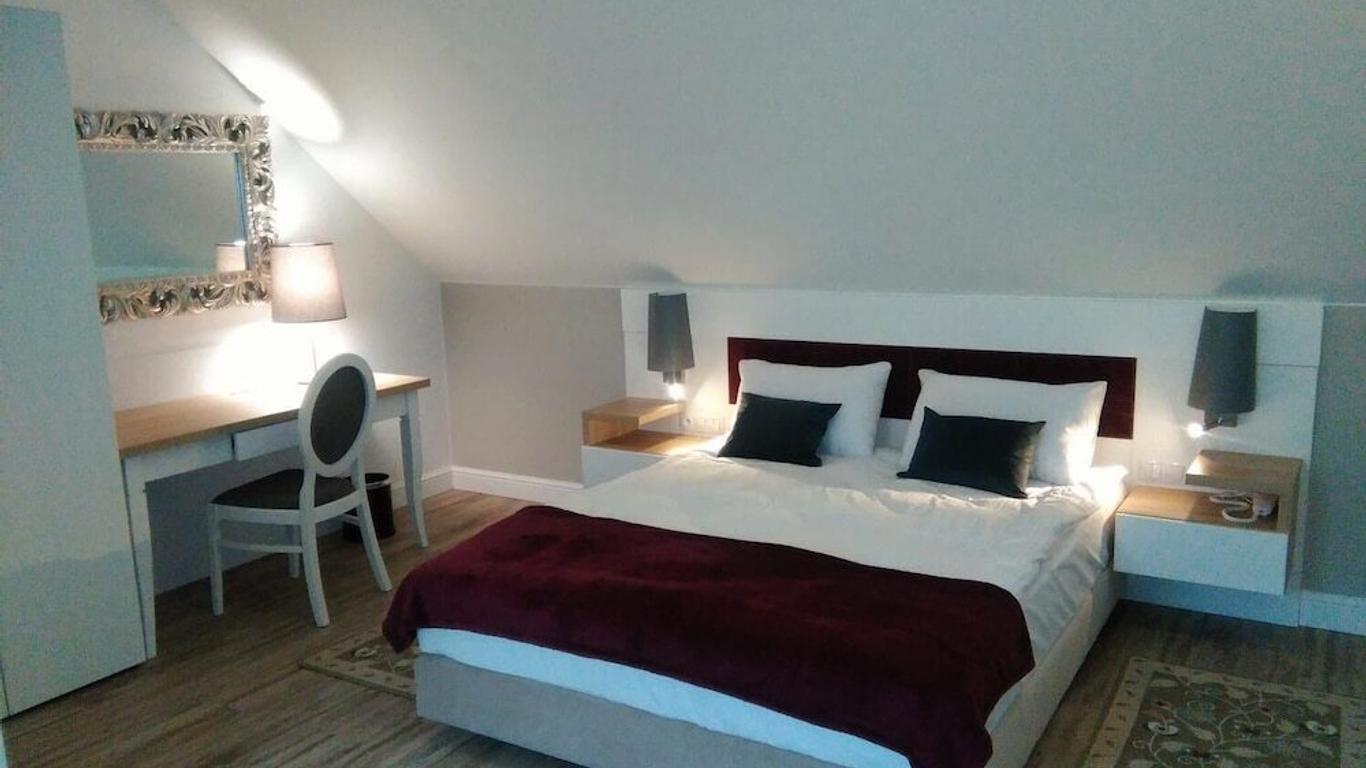 Hotel Rozbicki