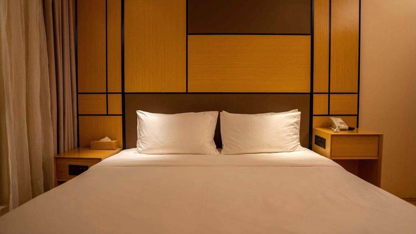 Ji Hotel Kaifeng Jinming Plaza