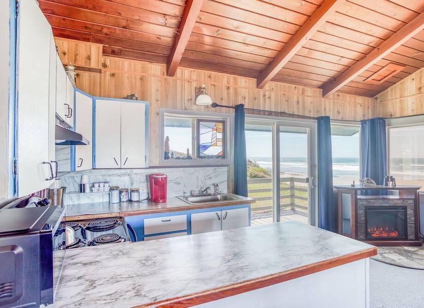 Kitchen Photo