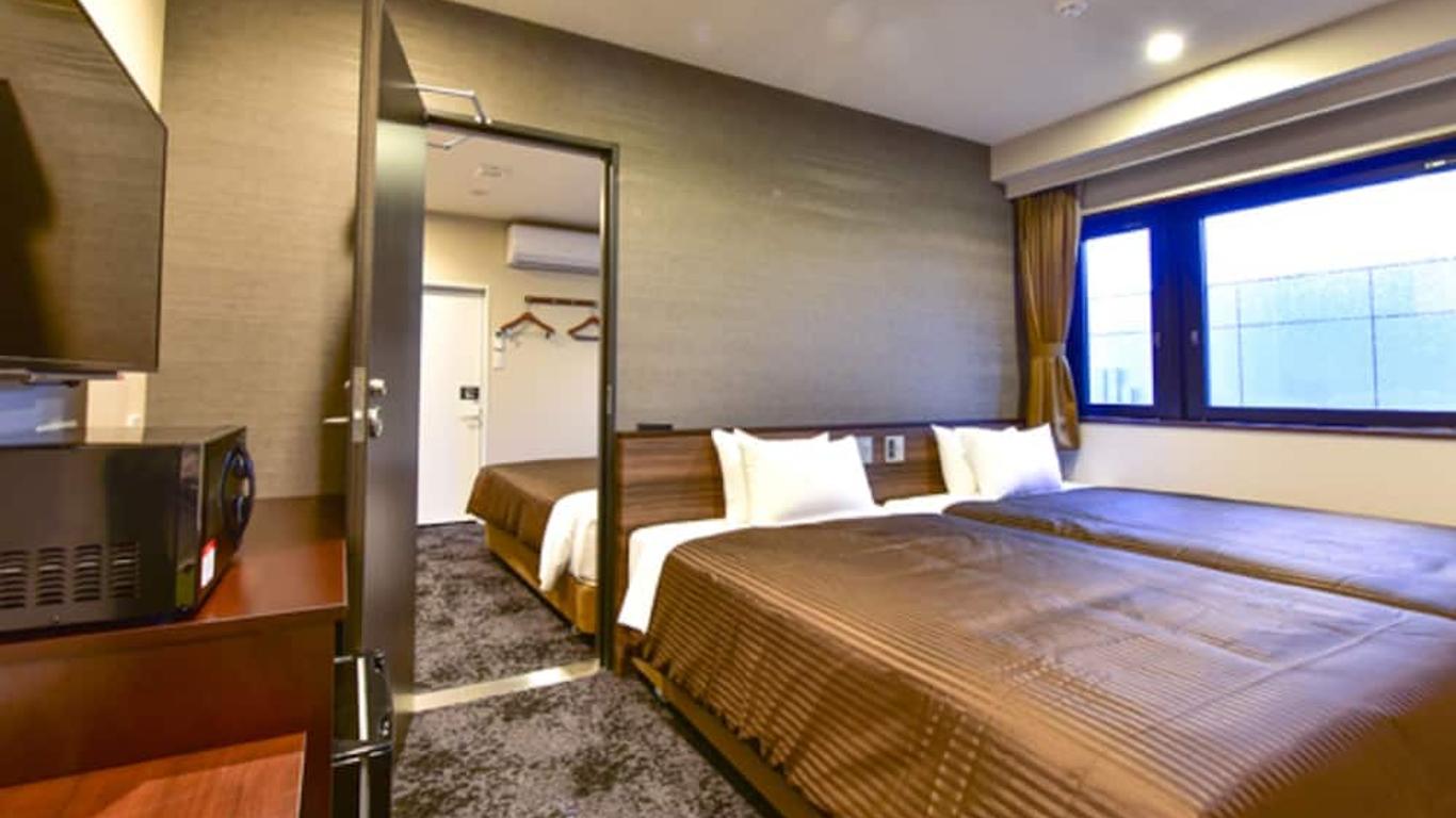 Hotel Livemax Fukuoka Tenjin West