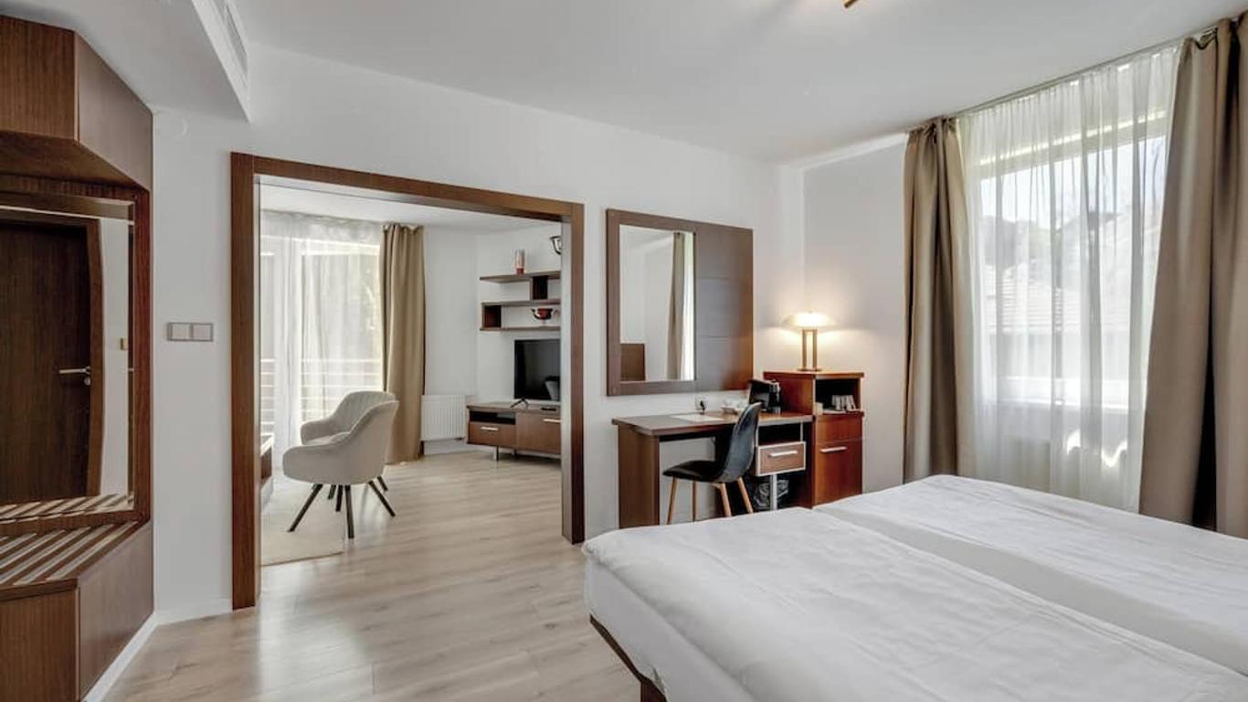 Hotel Antares