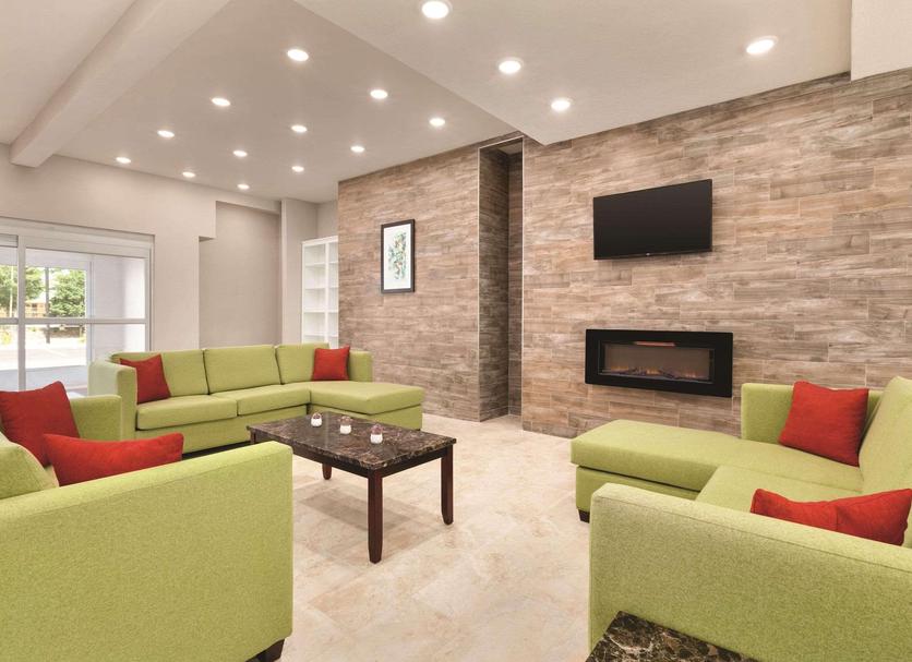Lounge Photo
