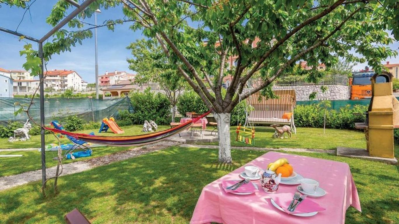 Apartments Villa Bare