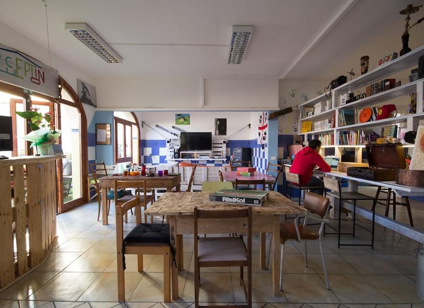 Dining room Photo