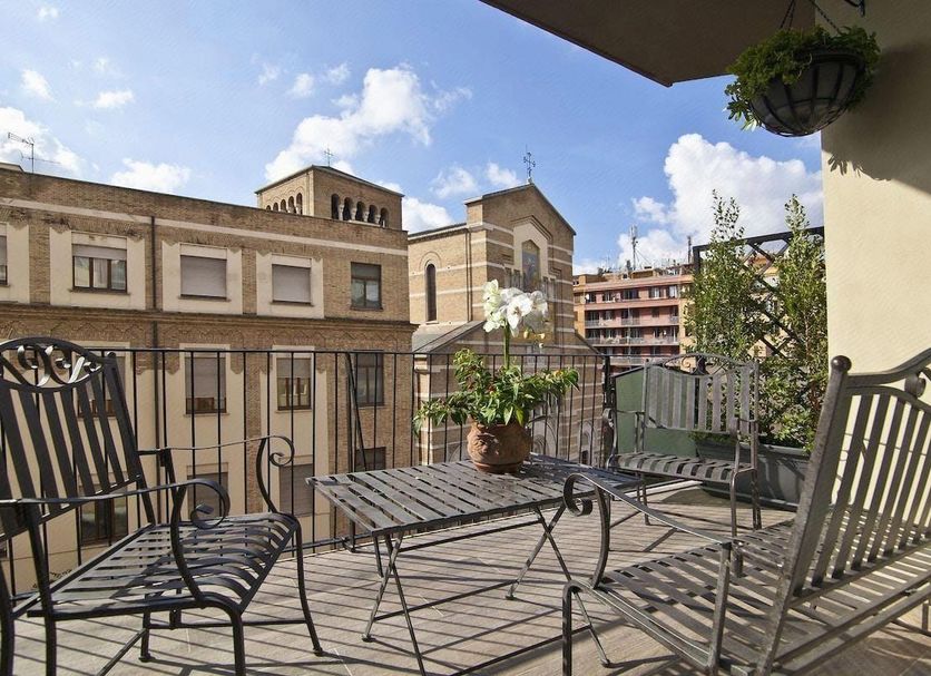 Balcony Photo