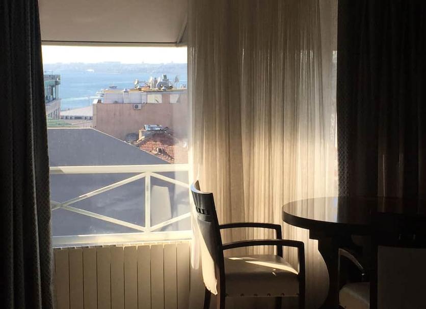 Balcony Photo
