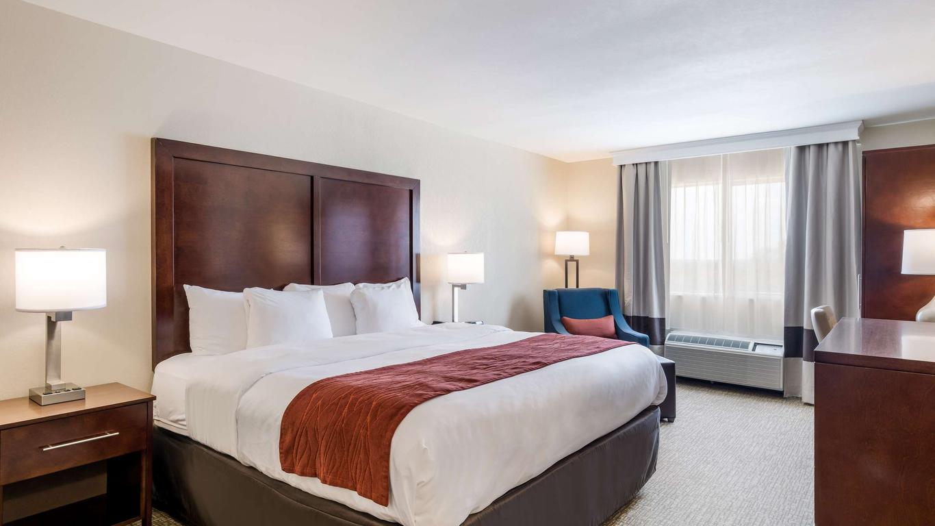 Comfort Inn Bonner Springs Kansas City