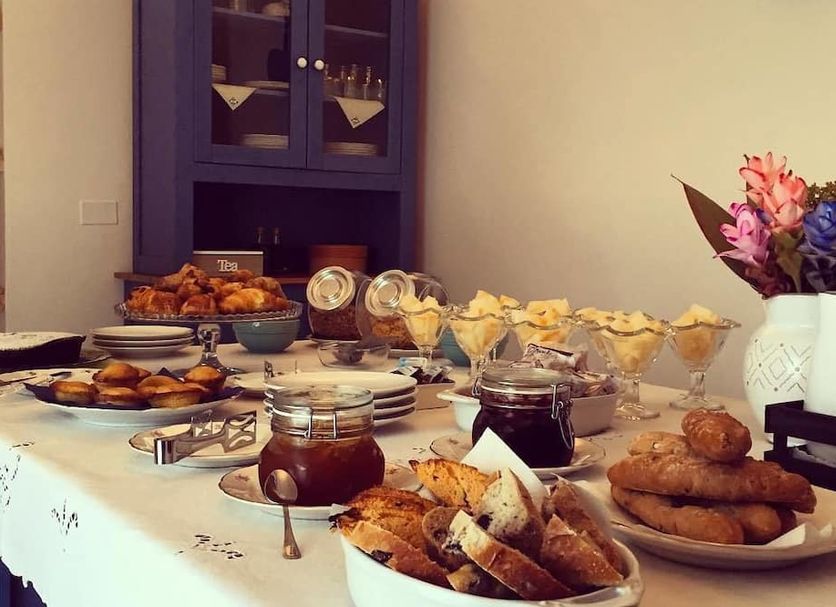 Buffet Photo