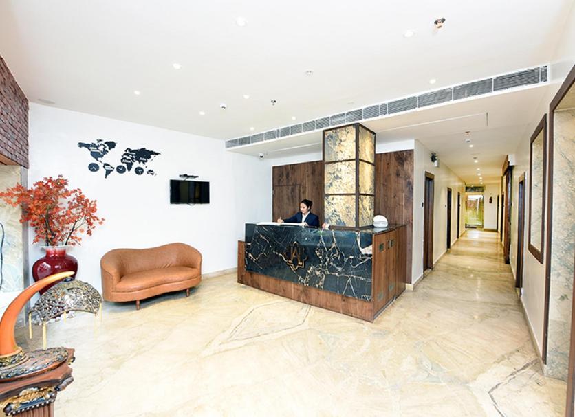 Front desk Photo