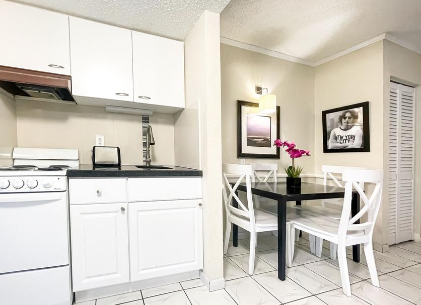 Dining room Photo