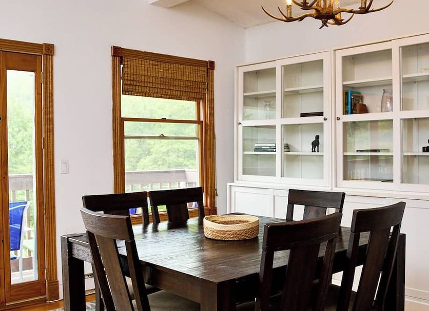 Dining room Photo