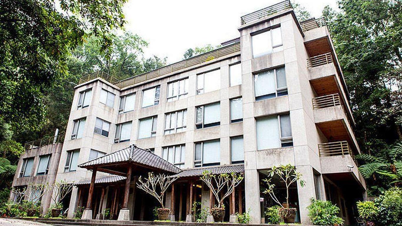 Tsau Ling Vacation Hotel