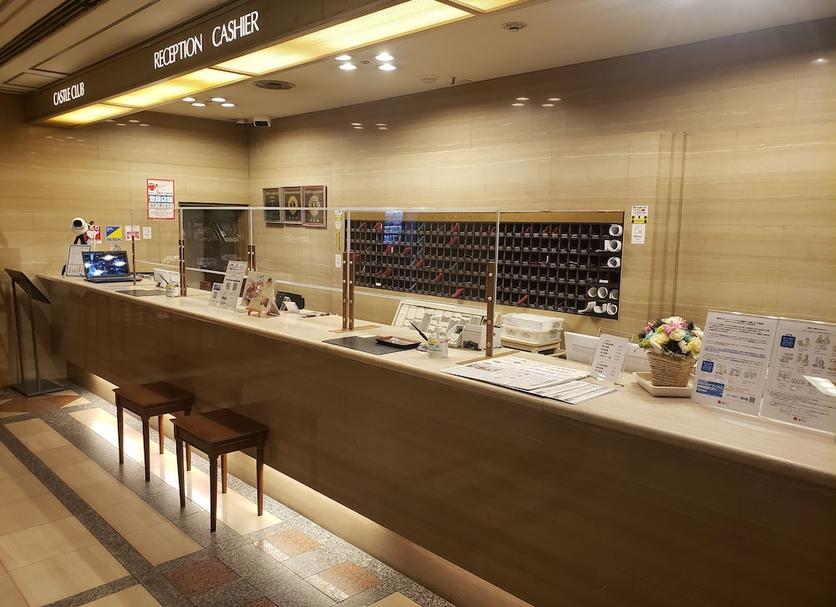 Front desk Photo