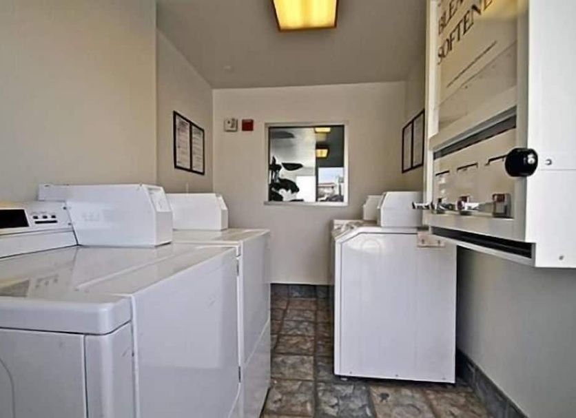 Laundry facility Photo
