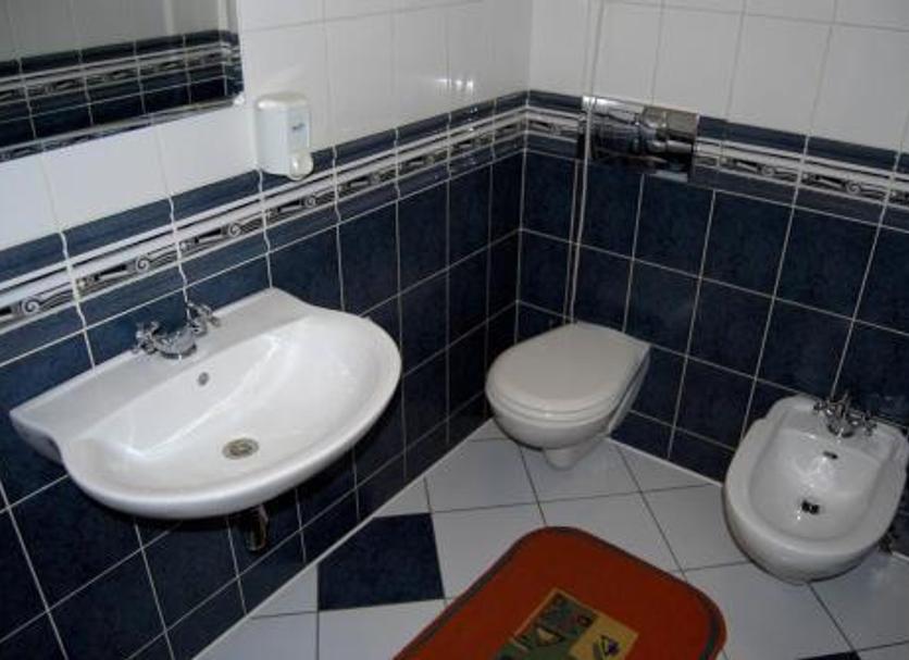 Bathroom Photo
