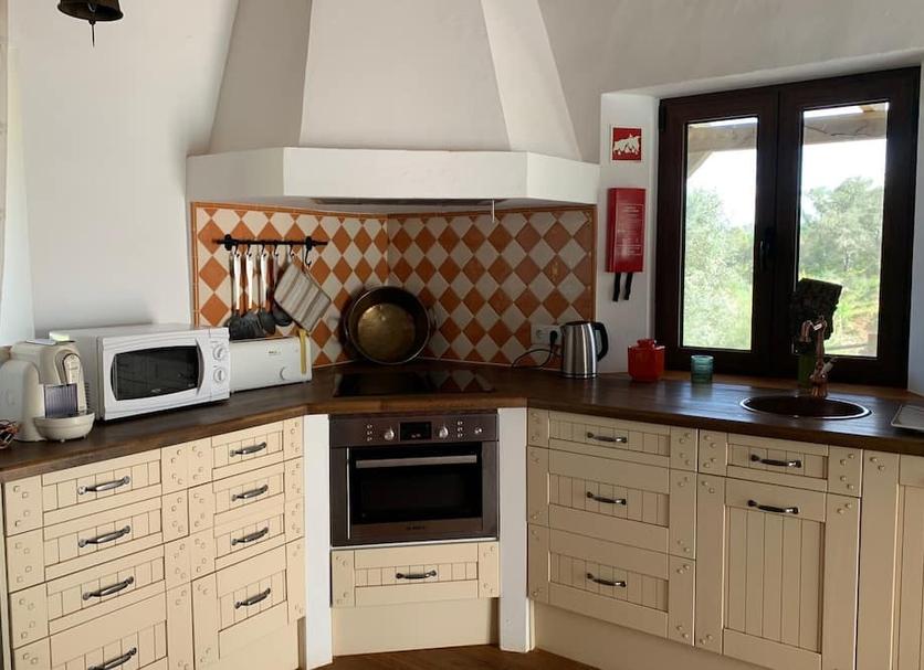 Kitchen Photo