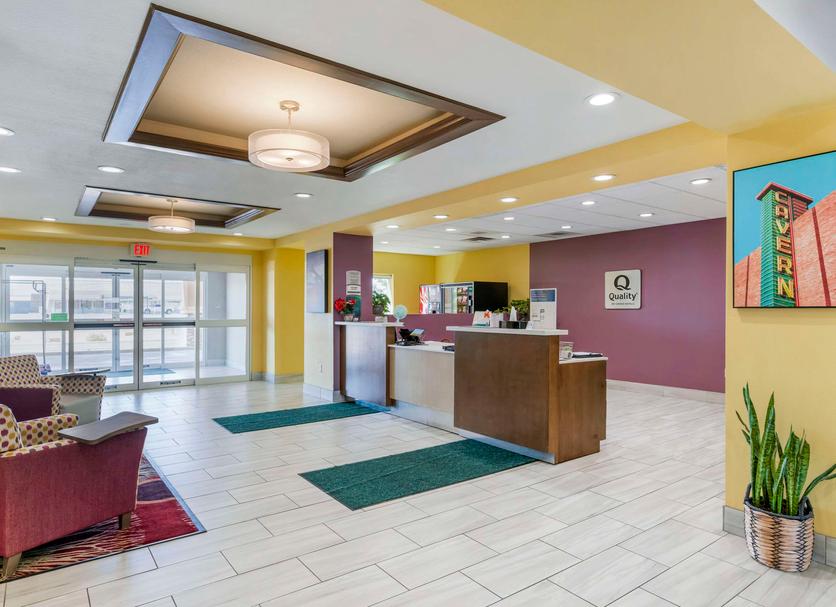 Front desk Photo