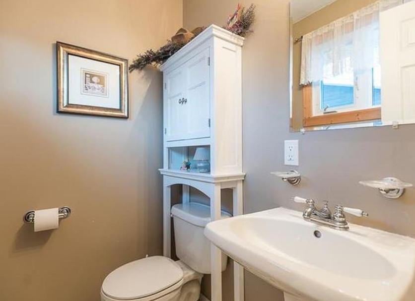 Bathroom Photo