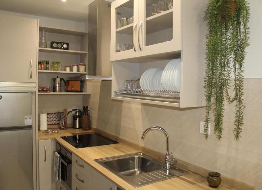 Kitchen Photo