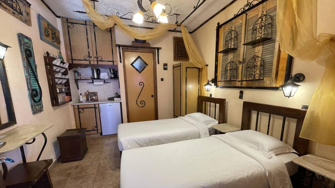 Stella's Traditional Inn