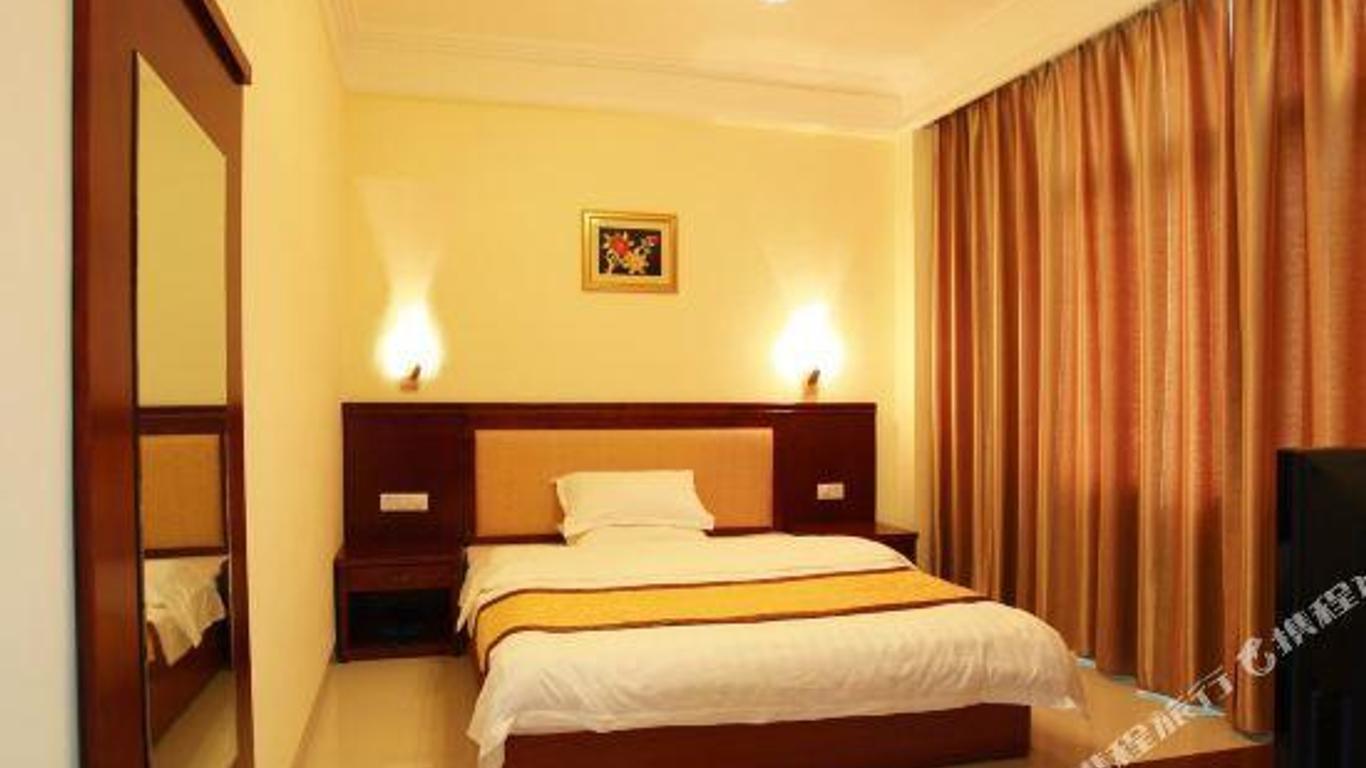 Danxia Mountain Hakka Homestay