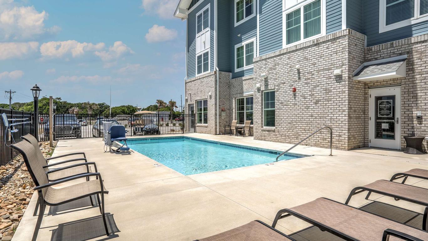 Lighthouse Suites - Best Western Signature Collection