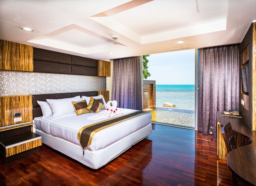Royal Beach Boutique Resort And Spa Ko Samui room with ocean view and balcony