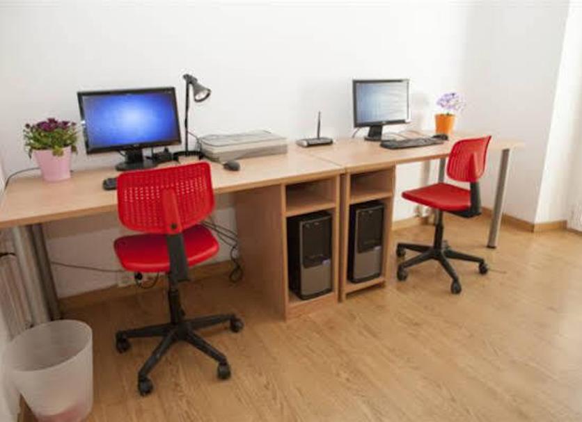 Business center Photo