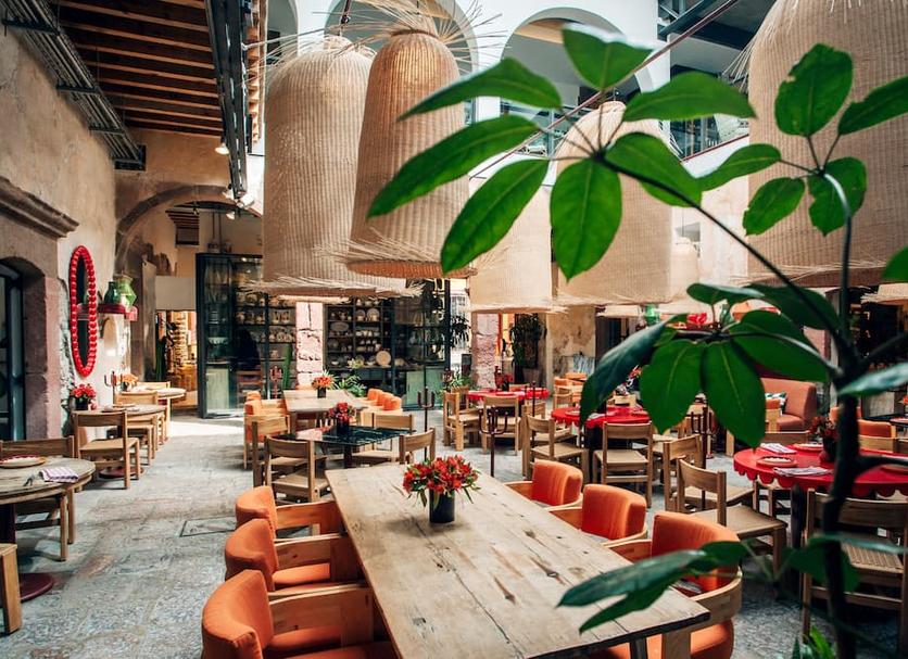 Restaurant Photo