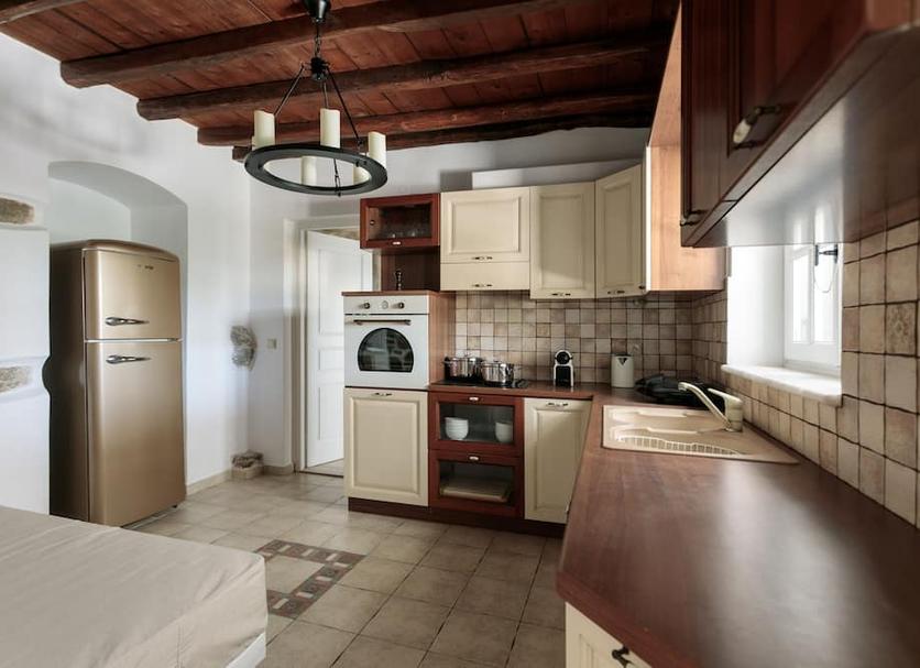Kitchen Photo