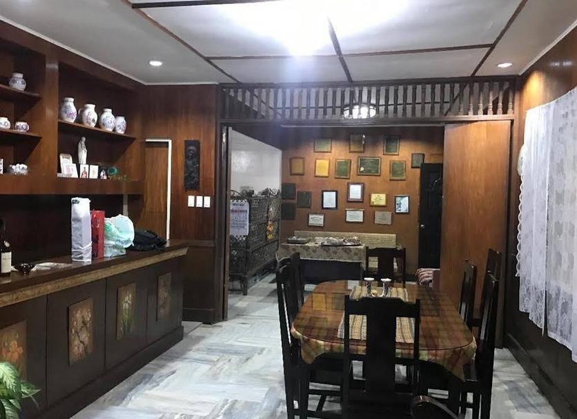 Dining room Photo