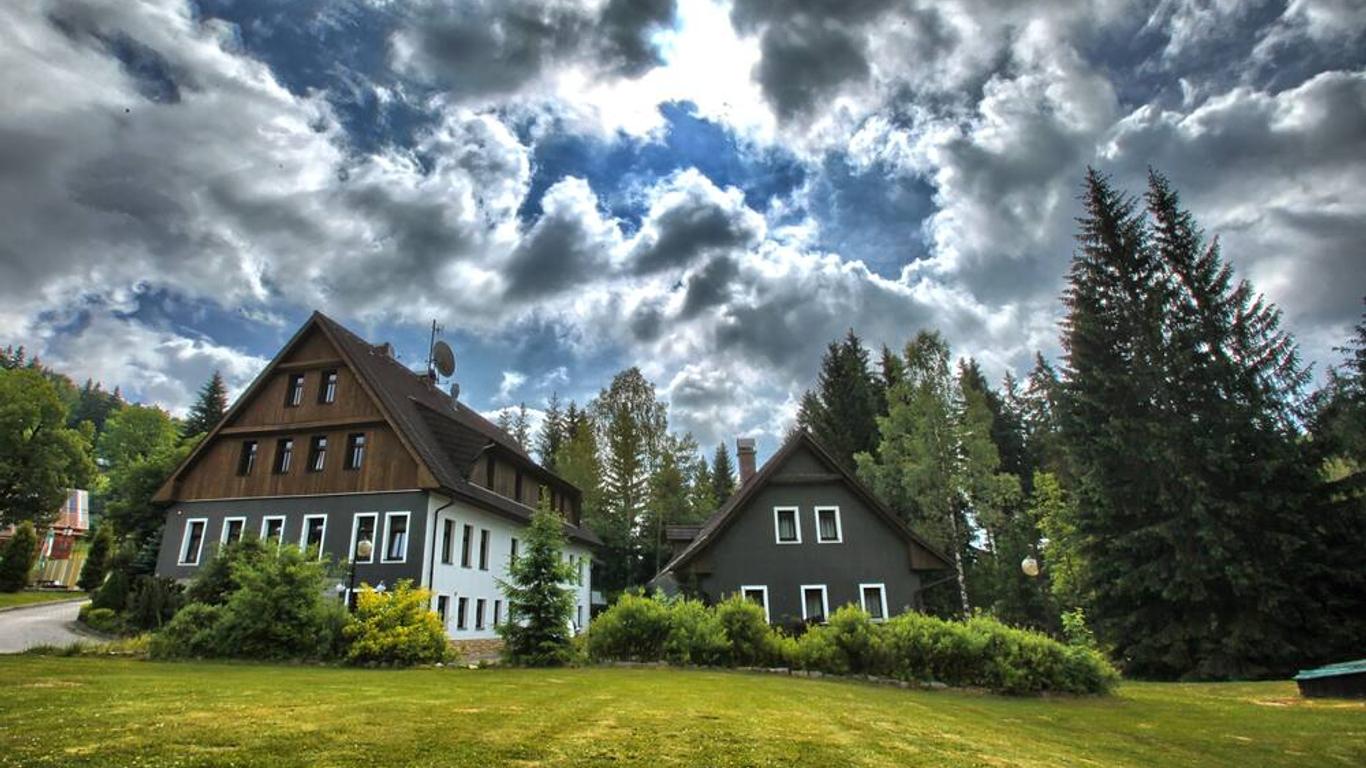 Hotel Perla Jizery