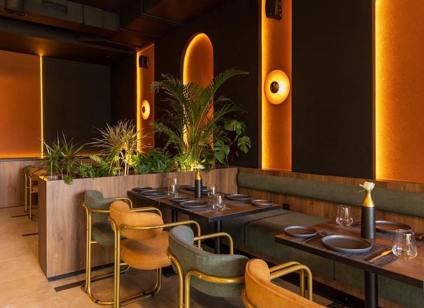 Restaurant Photo