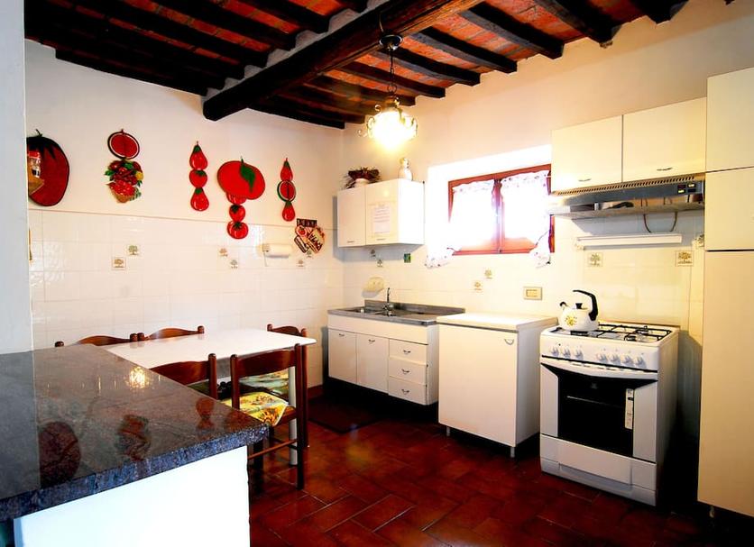 Kitchen Photo