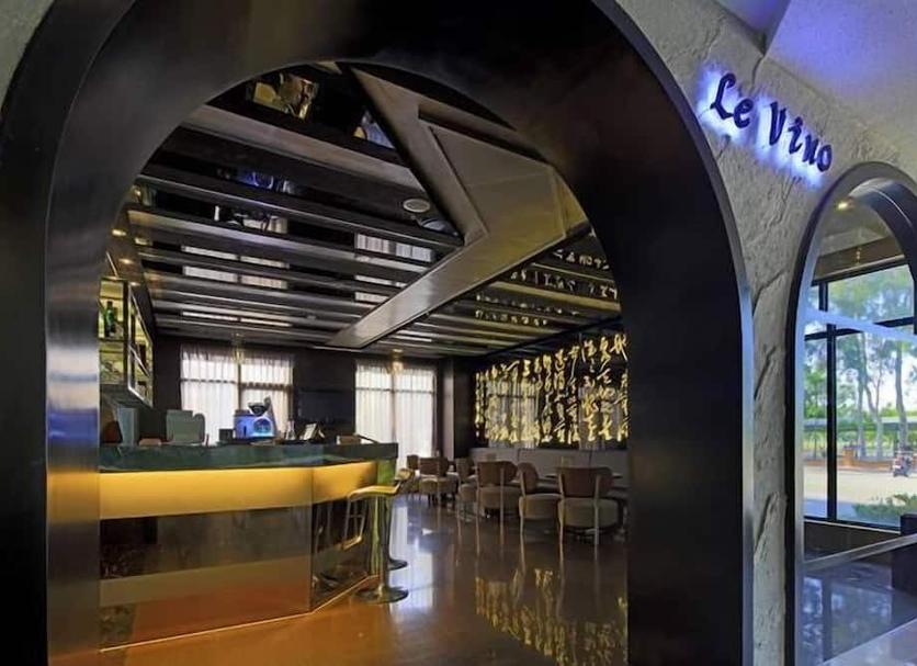 Bar Photo