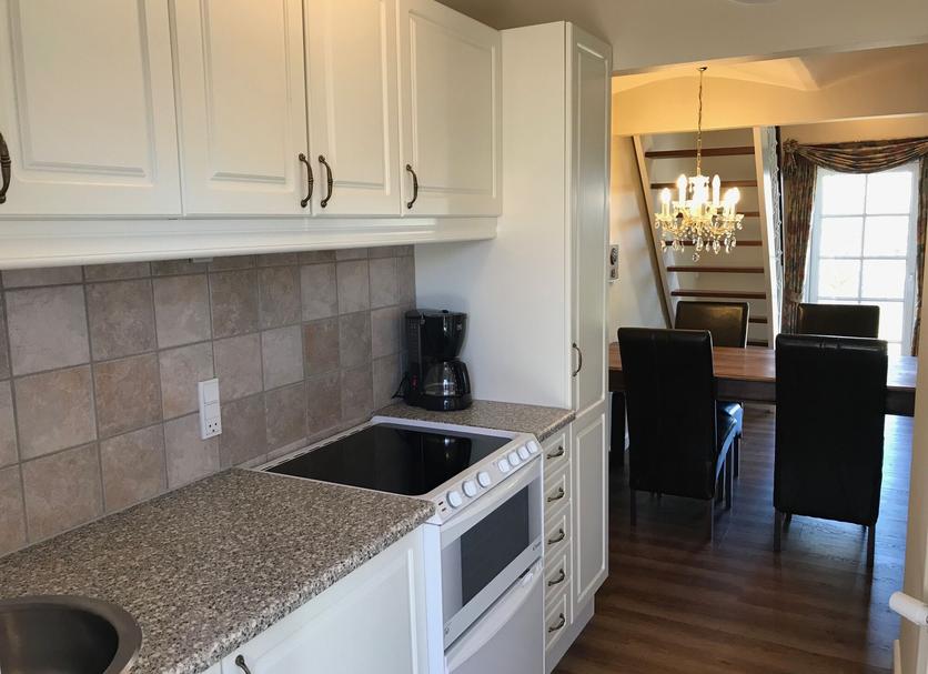 Kitchen Photo