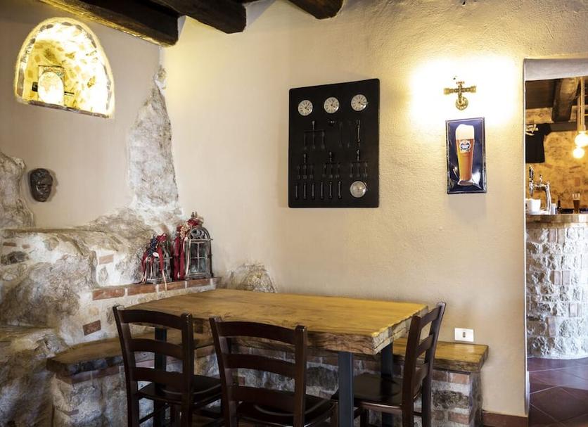 Dining room Photo