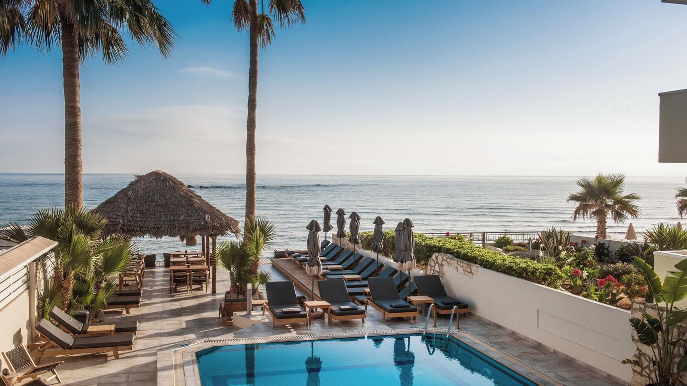 Soleil Rooms and Suites