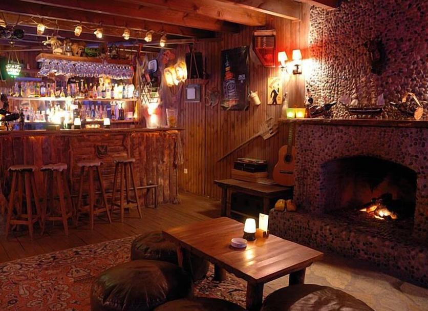 Bar Photo