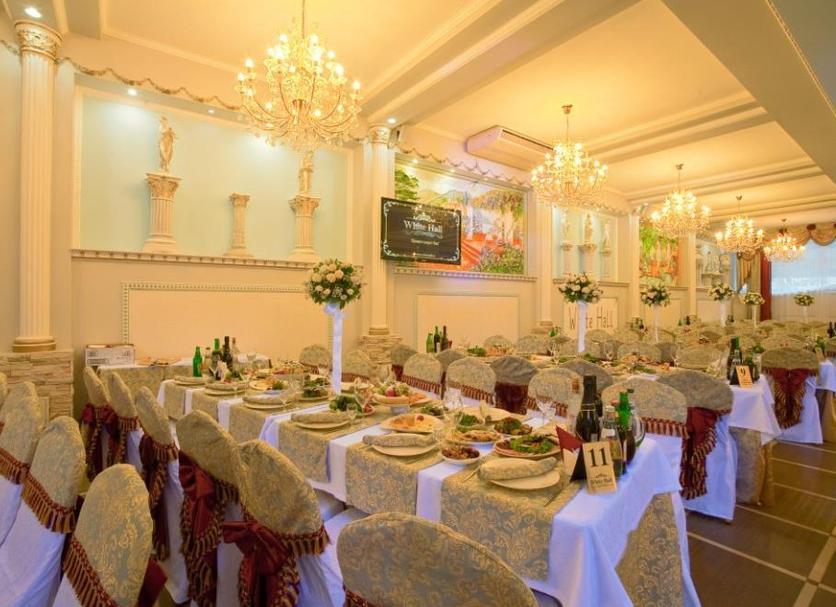 Banquet hall Photo