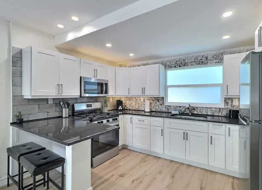 Kitchen Photo