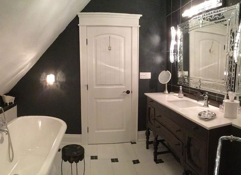 Bathroom Photo