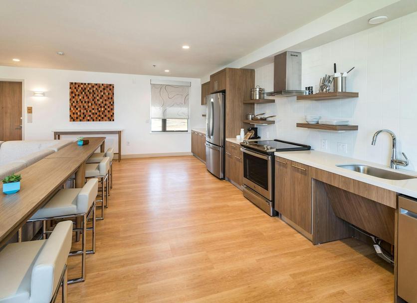 Kitchen Photo