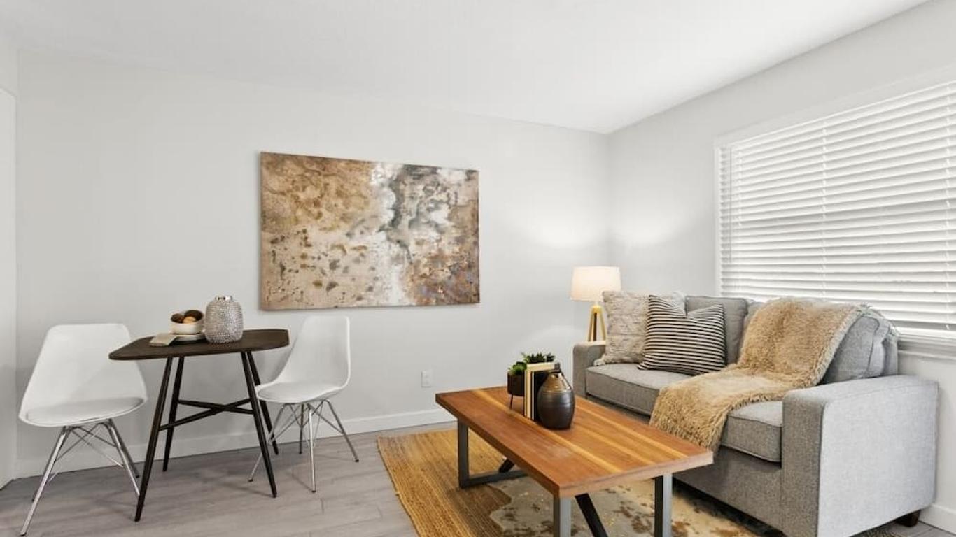 University Serenity Suites